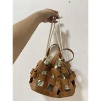 ราคา ส่งต่อกระเป๋าทรงสาน/ตะกร้า วัสดุหนัง (3774859781)
