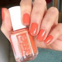 ราคา พร้อมส่ง Essie Check in to check out สีส้มคอรัลสดใส ส้มกลางๆ หวานๆ จาก Essie Flying solo collection แท้ % (5419409655)
