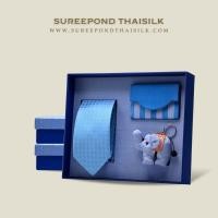 ราคา ❖ กล่องชุดของขวัญผ้าไหม ❖ [ SET เนคไท ] Gift Set Premium (25522750883)