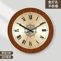 ราคา 复古罗马数字轻奢木纹挂钟时尚时钟客厅静音圆石英钟家用欧式挂墙5/21 Vintage Roman Numeral Light Luxury Wood Grain Wall Clock Fashionable Silent Round Quartz Clock for Living Room European Style Wall Hanging 5/21 (48160930098)