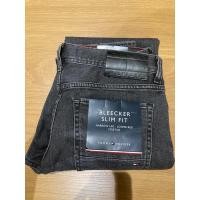 ราคา กางเกงยีนส์ Tommy Hilfiger สีนำ้เงิน ของแท้ชอปไทย (22546379221)