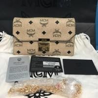 ราคา MCM small millie crossbody สภาพ95+++. ของแท้100% ปี2017 (1389634080)