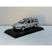 ราคา 1: 43 minichamps minichamps Volvo v70 Mini Chevolvo รถรุ่นโลหะผสม Original Pack พร้อม Rash สินค้ามือที่สองขายไม่คืนเงินไม่แลกเปลี่ยน (48556763107)