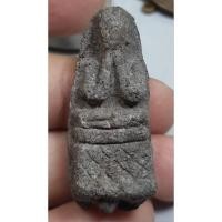 ราคา พระปิดตาเนื้อผงเนื้อหามวลสารเก่าไม่ทราบที่ (22269509368)