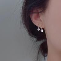 ราคา [พร้อมส่ง] ต่างหูก้านเงิน S925 ตุ้มหูห่วงเพชรCZกลม จิวหูก้านเงินแท้ S925 (4980096995)