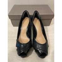 ราคา รองเท้าส้นสูงสีดำแบรนด์ charles & keith size36 ส้นสูง3นิ้ว (ของมือ2) (24653109649)