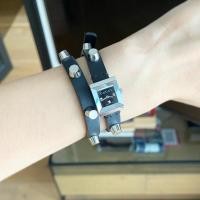 ราคา Like new!! Gucci G-Frame YA128520 พัน 2 รอบข้อมือ Studs ตัวล๊อก Bee น่ารัก Ladie watch ของแท้ (12220704198)