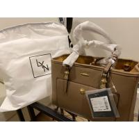 ราคา ใช่ค่ะ...พร้อมส่ง! Lyn ของแท้ 100% จาก shop ใบสุดท้าย !!! เหลือเพียง 791 !!! Handbag (Bordery) size s (11นิ้ว) (5907620778)