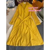 ราคา เดรสลูกไม้สีเหลืองงานป้าย (29553076528)