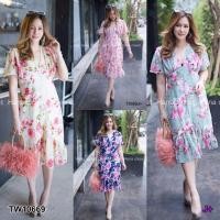 ราคา Dress เดรสคอวีแขนสั้น จับจีบช่วงอก แต่งระบายชาย เนื้อผ้าวูลพีชพิมพ์ลายดอก​ #สาวอวบ (3100500819)
