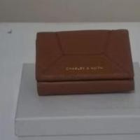 ราคา Preloved wallet by charles และ keith (51011156086)