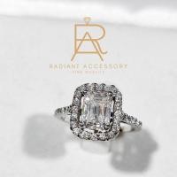 ราคา แหวนเงินแท้ ชุบทองคำขาว ฝังเพชร Moissanite Emerald cut 2 กะรัต (21690895809)