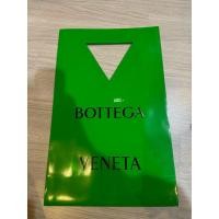 ราคา ถุงกระดาษ Bottega แท้สภาพดี ไม่มีรอยยับหรือขาดค่ะ สำหรีบใส่กระเป๋าสะพายข้างหรือกระเป๋าสตางค์ (27085236941)