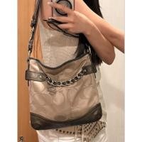 ราคา ส่งต่อ Coach โซ่แท้ จากญี่ปุ่น COACH รุ่น SIGNATURE CHAIN DUFFLE F19730 | ทรงโซ่ตามหาสวยสภาพดี (40459027237)