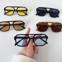 ราคา MATA YMB แว่นกันแดดเกาหลีสําหรับผู้หญิง KC010 คลาสสิกแว่นตา Retro กรอบสี่เหลี่ยมขนาดใหญ่แว่นตาสไตล์เกาหลี Retro กรอบ Petak แว่นตา (51006172919)