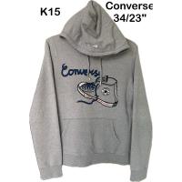 ราคา เสื้อสเวตเตอร์ฮู้ด มือสองConverseมีตำหนิที่แขนเสื้อ (23964541490)