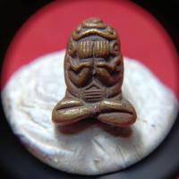 ราคา พระปิดตาเก่าเนื้อทองเหลืองไม่ทราบที่ (25595877981)