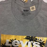 ราคา เสื้อยืดแบรนด์ Levi’s แท้100% มือ1หมดค่ะ (7839444805)