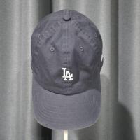 ราคา หมวกเบสบอล New Era Cap LA สีเทา (แท้100%) (26237322146)