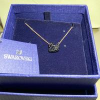 ราคา สร้อยคอหงส์ดำเล็ก (SWAROVSKI Iconic Swan Small Pendant) (19530084804)