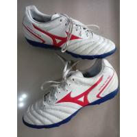 ราคา Mizuno รองเท้าเตะบอล ร้อยปุ่ม ยาว 26cm EU40.5 มือสอง ของแท้ 100% (40500961830)