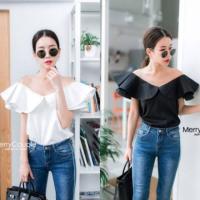 ราคา ลดล้างสต๊อกต่ำกว่าทุนพร้อมส่ง รูปจริงงานขาย เสื้อปาดไหล่คอวีแต่งระบาย (299374209)