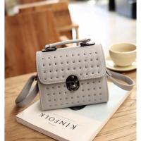 ราคา กระเป๋าสะพายข้างผู้หญิงนําเข้า LV98399 สีเทา (9228278181)