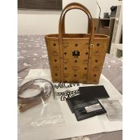 ราคา MCM mini tote มือสอง like new แท้100% (3682040878)
