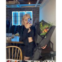 ราคา IPhone 8 plus เคสพลาสติกแข็งขอบยืดหยุ่นและหัวใจสีฟ้าสีม่วงเช่น Blackpink Rosé (42658837480)