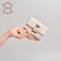 ราคา Lovelyprojects - Theanra Wallet หนังแท้ สีทอง - กระเป๋าสตางค์หนัง (41404996291)
