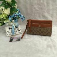 ราคา กระเป๋า COACH 9" (56358909)