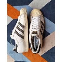 ราคา รองเท้ามือสอง (Adidas superstar) Preloved (29575168599)