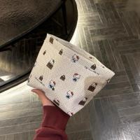 ราคา กระเป๋าใส่เครื่องสำอางค์คิตตี้ (29229774376)