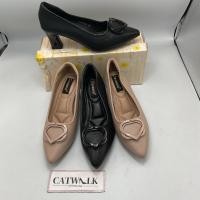 ราคา รองเท้าคัชชูอะไหล่หัวใจสูง 2นิ้ว มี2สี ครีม ดำ(cavawia) (27936833577)