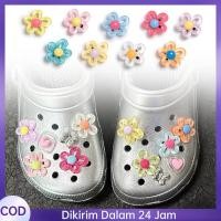 ราคา CROCS 9ชิ้นผู้หญิงกลวงดอกไม้รองเท้าแตะอุปกรณ์เสริมหวานและอเนกประสงค์รองเท้าแตะตกแต่งจระเข้รองเท้าเสน่ห์ (47311026449)