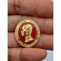 ราคา เหรียญรัชกาลที่5 ทรงยินดี รุ่นสร้างพระอุโบสถวัดหัวลำโพง ปี 2536 กะไหล่ทองลงยาสีแดง (45706110177)