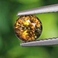 ราคา พลอย บุษราคัม Yellow Sapphire 1.24 กะรัต (Cts.) ดิบ Unheated พลอยแท้ อัญมณีมงคลประจําวันเกิด เครื่องประดับพลอย (52811105208)