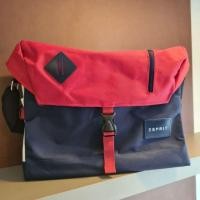 ราคา กระเป๋า Esprit Carryall Bag (ของแท้100%) (พร้อมส่ง) (12732192205)