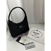 ราคา prada hobo nylon vintage (22325708835)
