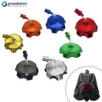 ราคา Grandstore ฝาปิดถังน้ํามันเชื้อเพลิง CNC อลูมิเนียม สําหรับรถจักรยานยนต์วิบาก 70cc 110cc 125cc 150CC Vent Kayo Bse Chinese CRF TTR KLX Gas ATV Dirt Pit Bike D1V2 (18485974962)