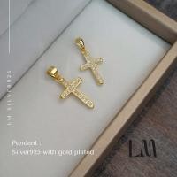 ราคา จี้ไม้กางเขนเงินแท้925 ชุบทอง ฝังพลอยCZ (54254889230)