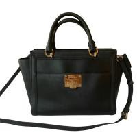 ราคา Michael Kors กระเป๋าถือหนังแท้สีดำ (25396296575)