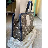 ราคา กระเป๋า Gucci Kids Tote ลายดาว (53907177440)