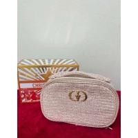 ราคา ส่งต่อ กระเป๋าเครื่องสำอางค์ Dior (51111008902)