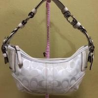 ราคา ของแท้ 100% กระเป๋า Coach Porsche สะพายไหล่สินค้างานช็อปมือสอง (5436488544)
