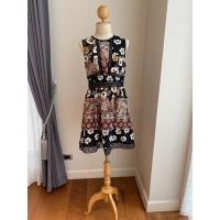 ราคา เดรสแขนกุด Topshop แท้ 100% ผ้าพิมพ์ลายสวยมาก แต่งลูกไม้สีดำ สภาพดีมาก (10224639557)