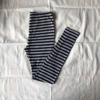 ราคา uniqlo | กางเกงเลคกิ้งขายาวสีเทาดำ (3979803266)