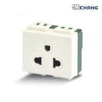 ราคา เต้ารับเดี่ยวเสียบขากลมแบน มีกราวด์ มีม่านนิรภัย สีขาว ตราช้าง CHANG PCH-903 N (16999649072)