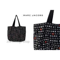 ราคา กระเป๋า MARC by MARC JACOBS ทรง tote ผ้าแคนวาสสะพายไหล่ ทรง shopping พิมพ์ลายโลโก้แบรนด์ มือสอง สภาพดี จากตู้ญี่ปุ่น (21376428959)