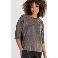 ราคา Tu Metallic Pleated velvet top เสื้อคอกลม ผ้ากำมะหยี่อัดพลีท ทรงOversize สี Khaki (25161952715)